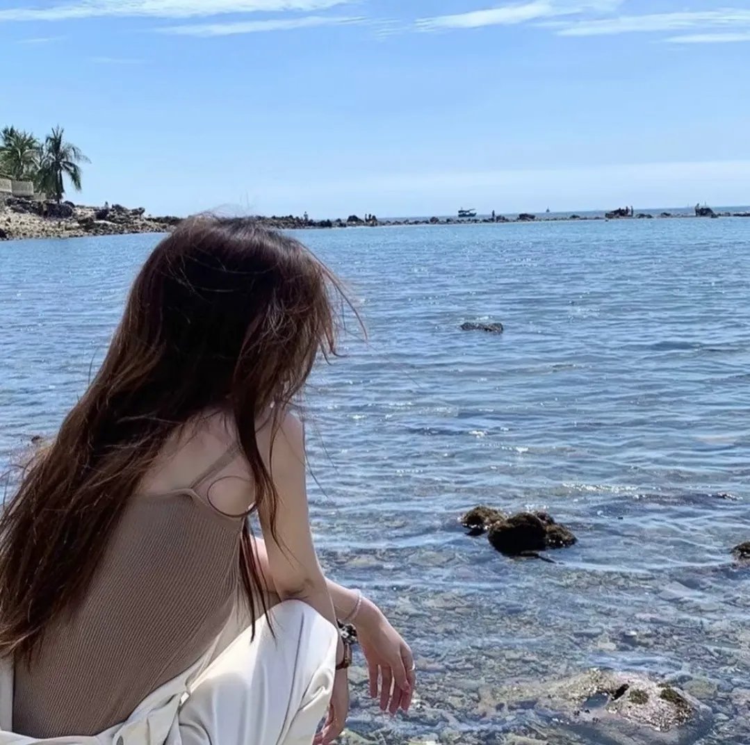 消失的她